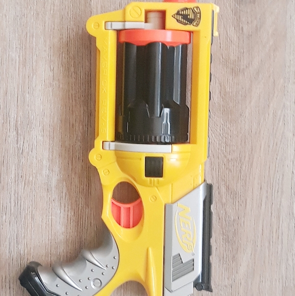 NERF N Strike Maverick Rev-6 Blaster - Yellow - Picture 3 of 12